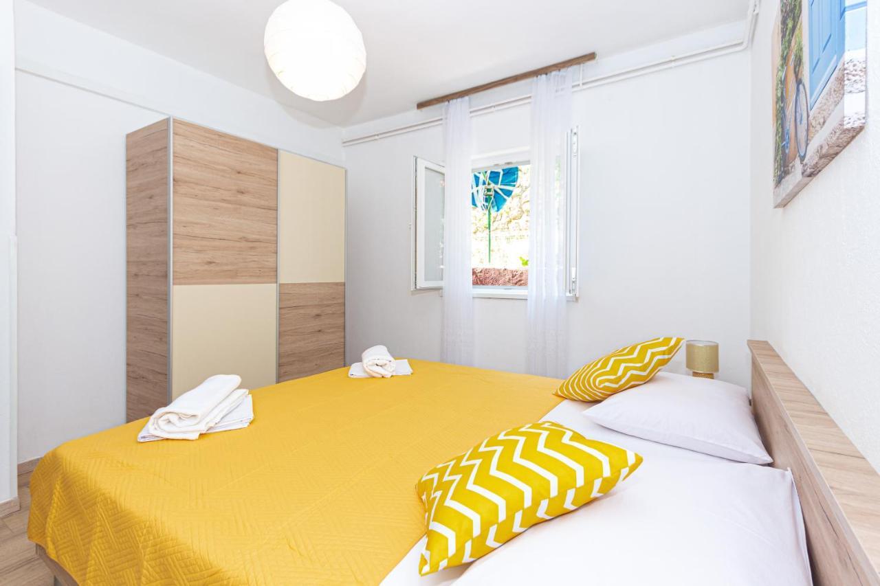 Apartment Plemic Pag Town Exterior foto